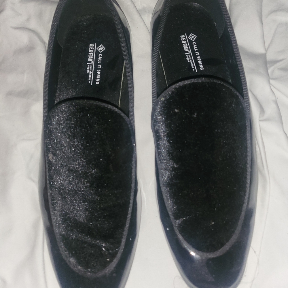 Dress shoes